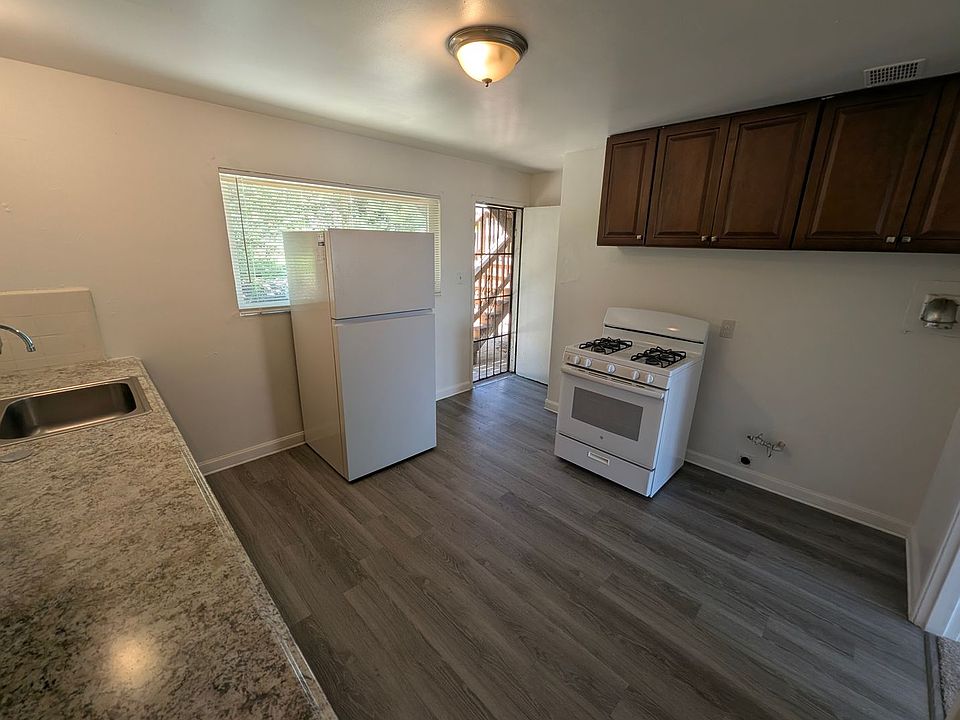 1st image of 1745 21st Ave #0
