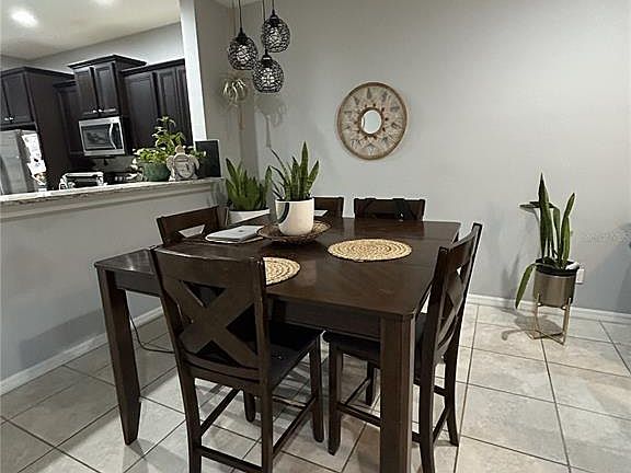 4th image of 10813 CORSICAN STREET #10