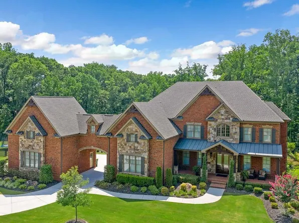 615 Easy Goer Ln, Milton, GA 30004