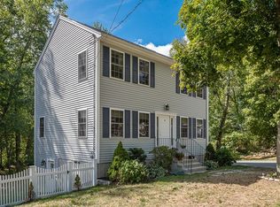 21 Mountain View Rd, Weymouth, MA 02189