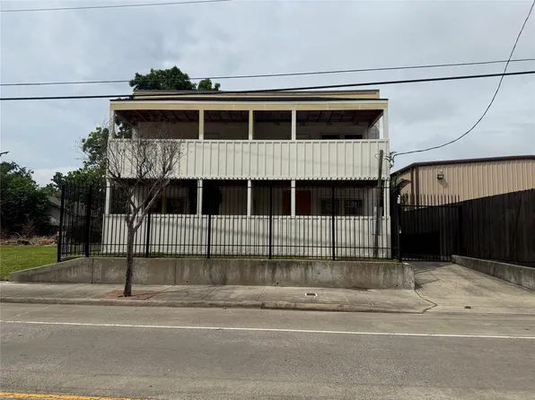 3917 Harrisburg Blvd, Houston, TX 77003