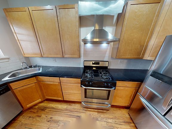 5th image of 1320 N Pennsylvania St APT 11