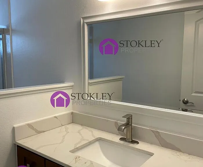 723 Slater Ave — Photo 6