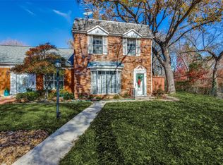 1359 Roaring Springs Rd UNIT 1359, Fort Worth, TX 76114