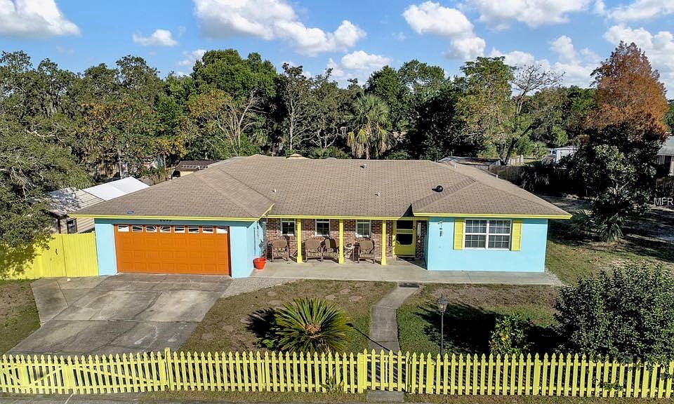 1st image of 6093 Ashland Dr