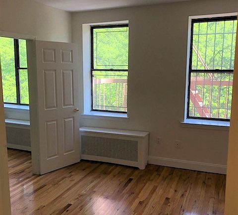 4th image of 240 E 90th St APT 3A