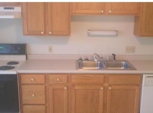 331 Prospect St APT 20, Pawtucket, RI 02860