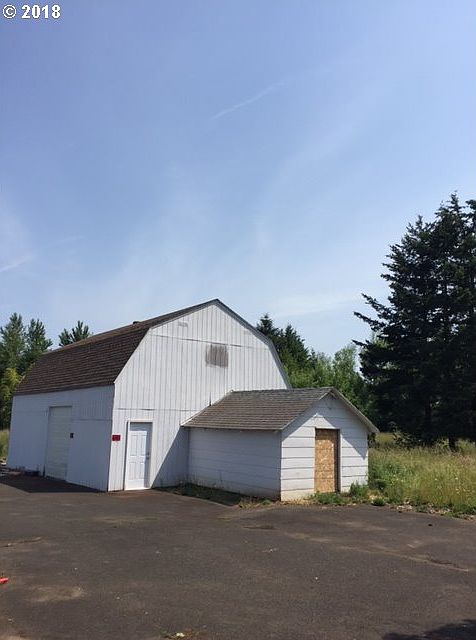 2nd image of 6504 NE 179th St