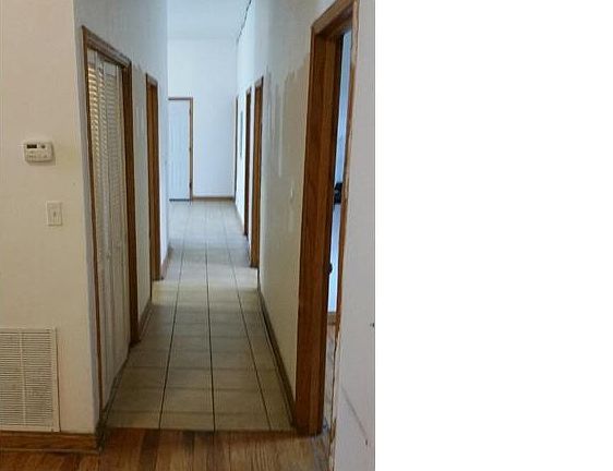 5th image of 1142 S Francisco Ave #1