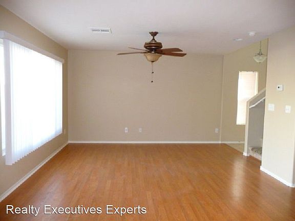 4th image of 10244 Headrick Dr