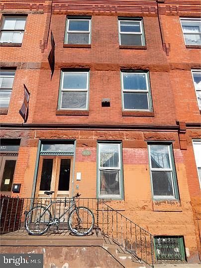 1st image of 1621 W Diamond St #1