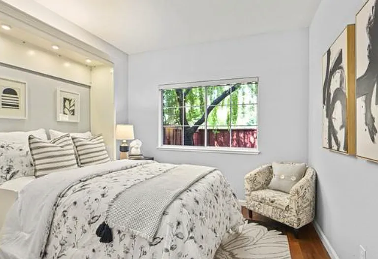 208 Promenade Ln — Photo 14