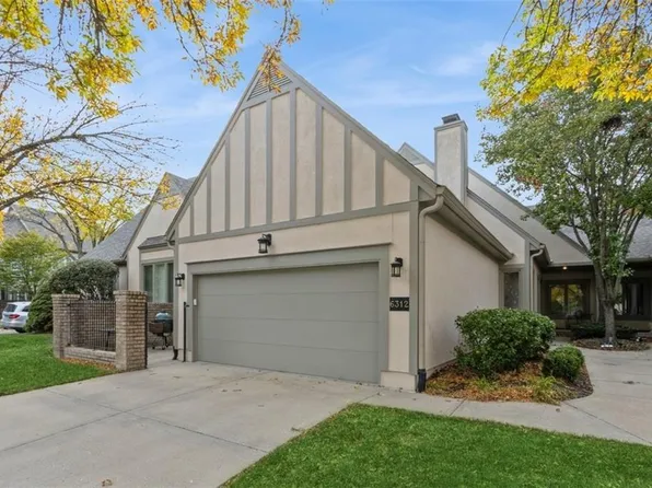 6312 Kennett Pl, Mission, KS 66202