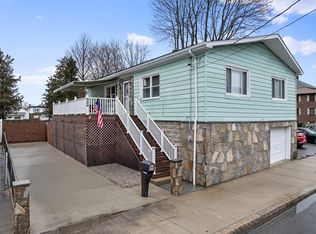 161 Vale St, Fall River, MA 02724