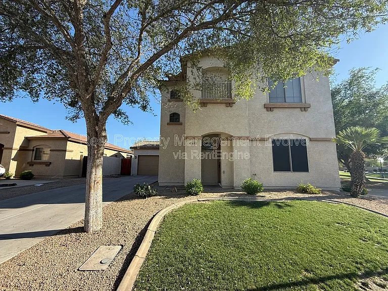 914 E Christine Pl — Photo 1