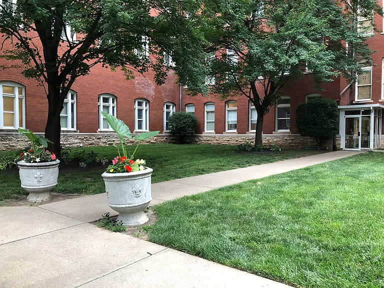 The Loretto — Photo 50