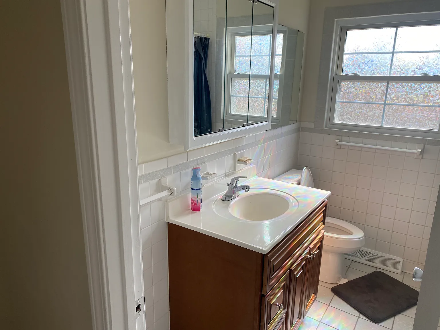 3 bed, 972 sqft, $1,600 — Photo 3