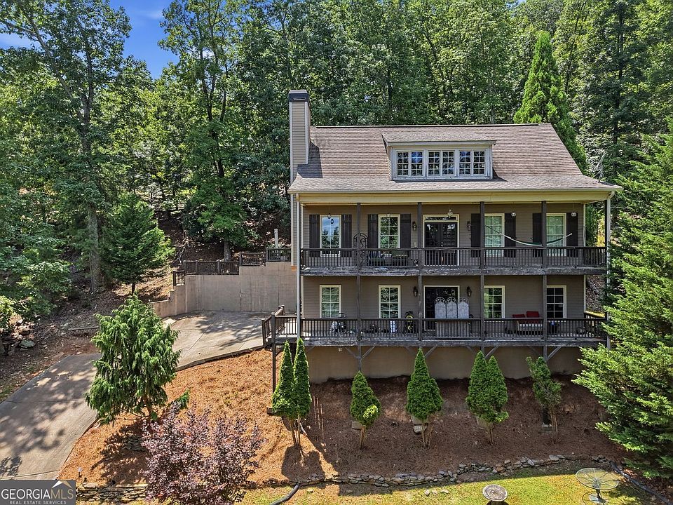 1st image of 930 Lake Arrowhead Dr