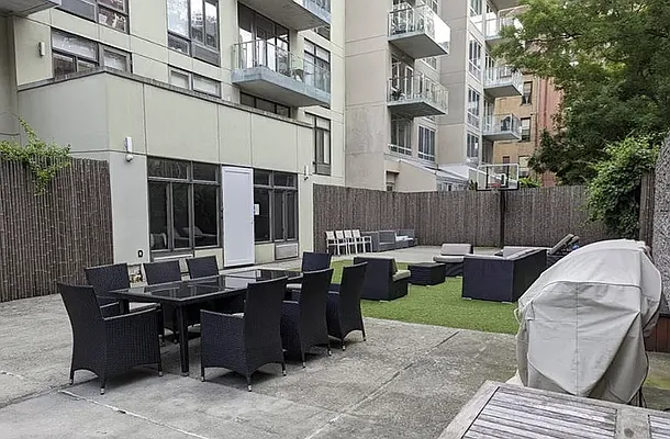 Sold by Brown Harris Stevens | media 19