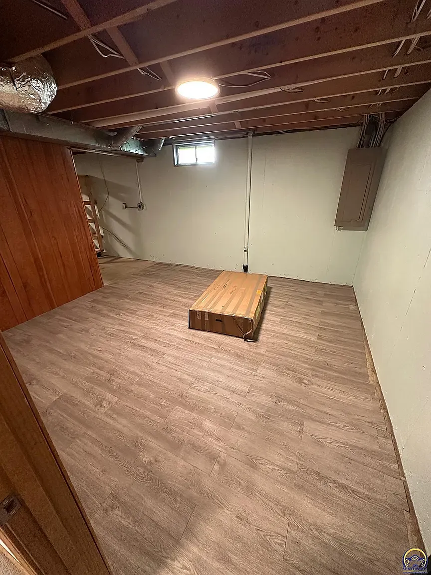 4 bed, 2565 sqft, $2,000 — Photo 4