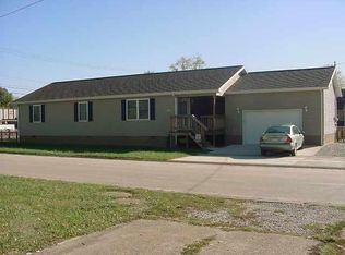 1826 Beech St, Kenova, WV 25530