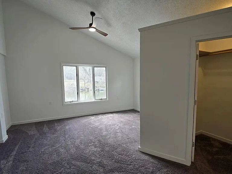 720 Boulevard St — Photo 7