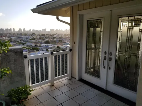 3452 Sierra Dr, Honolulu, HI 96816