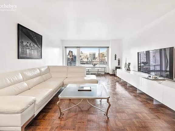 2nd image of 118 E 60th St APT 16-E