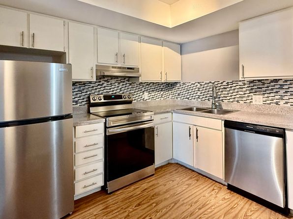 301 Seacrest Dr #752