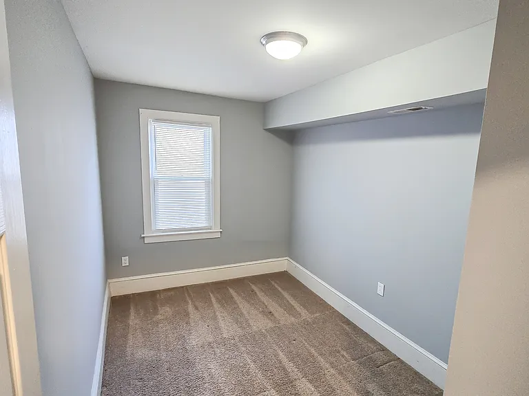 64 Simpson Ave #A — Photo 7