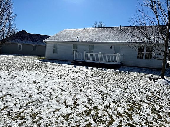 5th image of 786 Willow Bend Dr