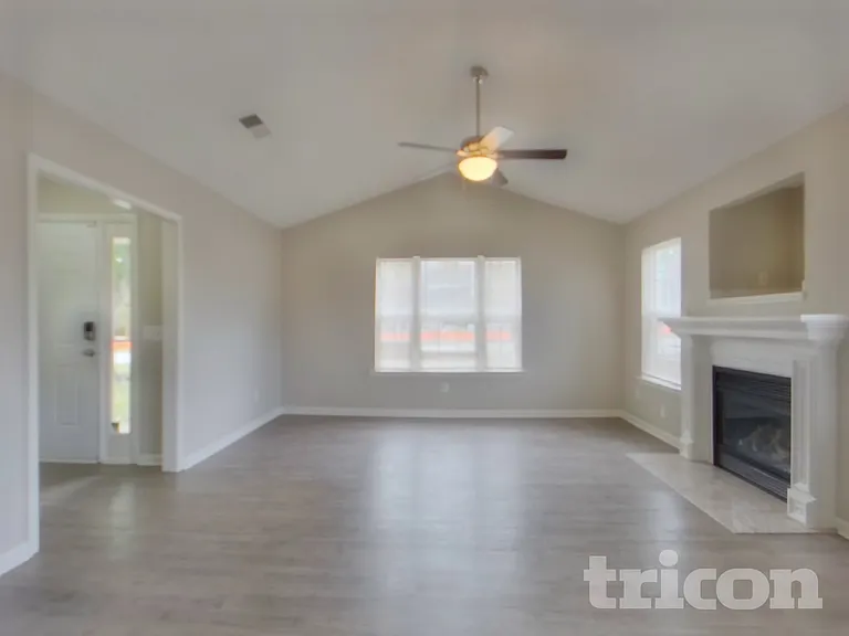 3543 Arvin Dr — Photo 3