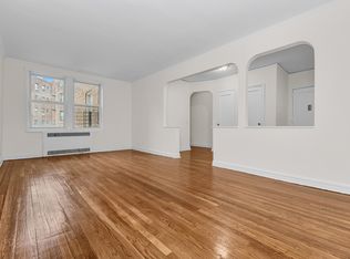 83-57 118th St #3B, Kew Gardens, NY 11415