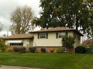 1478 Striebel Rd, Columbus, OH 43227