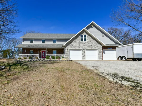 207 Big Sky Court, Taneyville, MO 65759