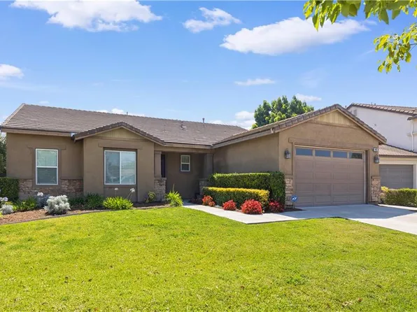 14807 Meadows Way, Corona, CA 92880