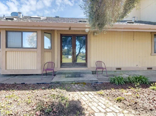 115 McCary Dr, Hollister, CA 95023