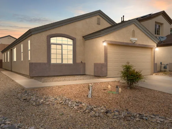 2845 Merlot Dr SW, Albuquerque, NM 87121