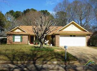 905 Peggy Dr, Whitehouse, TX 75791