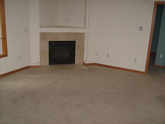 3rd image of 8610 126th Street Ct E