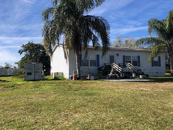 3rd image of 8214 Dakota Dr