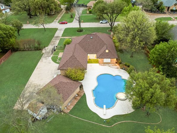 902 Mission Dr, Southlake, TX 76092