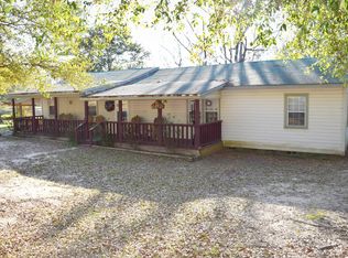 5461 Mill Creek Rd, Graceville, FL 32440