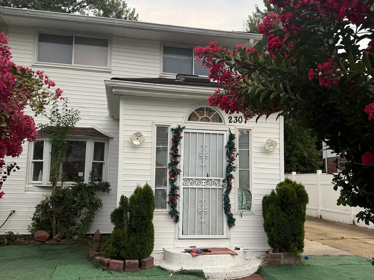 3 bed, 1.5 bath, 1280 sqft, $2,500 — Photo 4