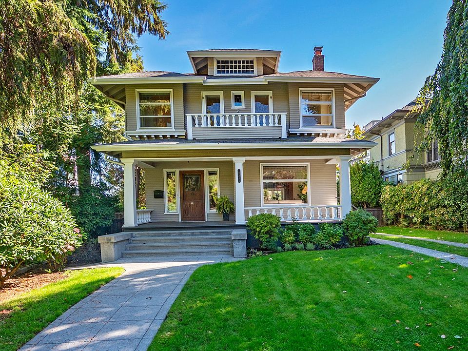 1st image of 938 18th Ave E