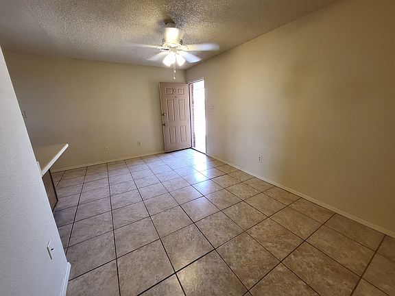 3rd image of 2503 Pecan Dr APT C