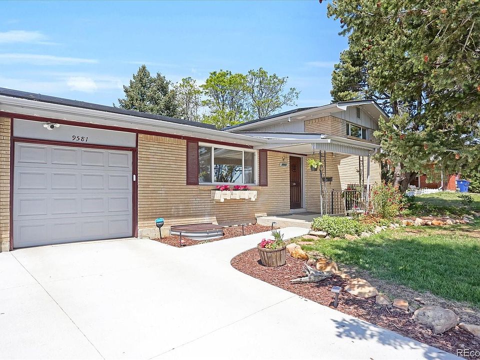 1st image of 9581 Green Court