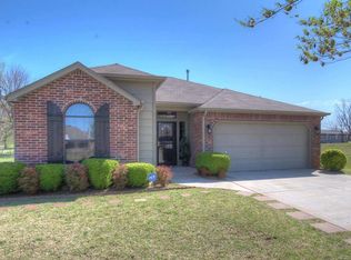 3219 N Xanthus Pl, Tulsa, OK 74110