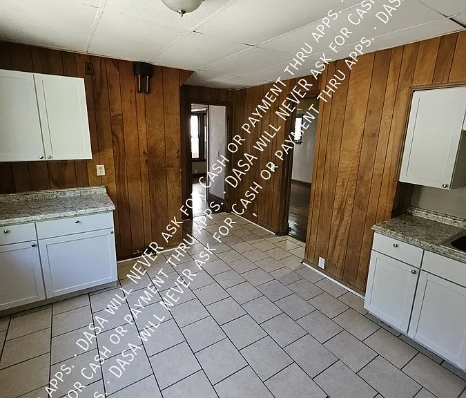 161 Fillmore St — Photo 9