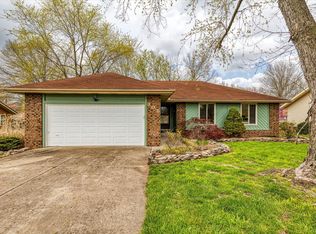 305 W Northview Rd, Nixa, MO 65714
